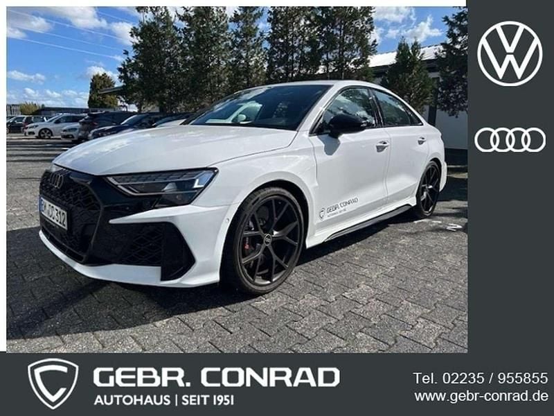 Arkonaweiß Gebraucht 2025 Audi RS3 Ambiente Limousine | 59.789 € (Superpreis) - Bild 1/4