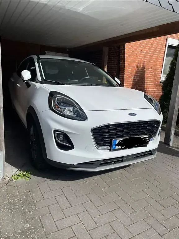 Gebraucht Ford Puma Titanium 125 PS (91 kW) 2020 Weiß SUV