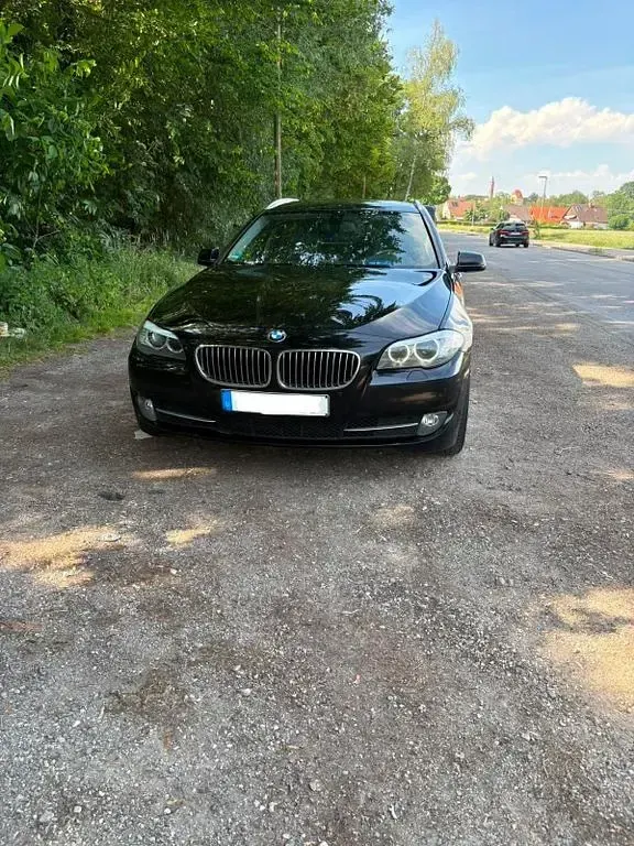 Gebraucht BMW 525 Performance 218 PS (160 kW) 2012 Schwarz Kombi