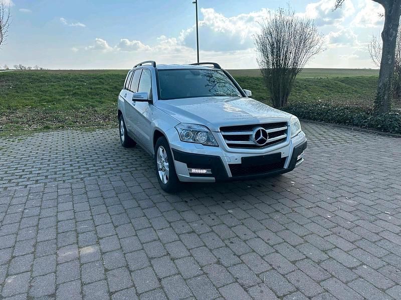 Gebraucht Mercedes GLK220 170 PS (125 kW) 2011 Silber SUV