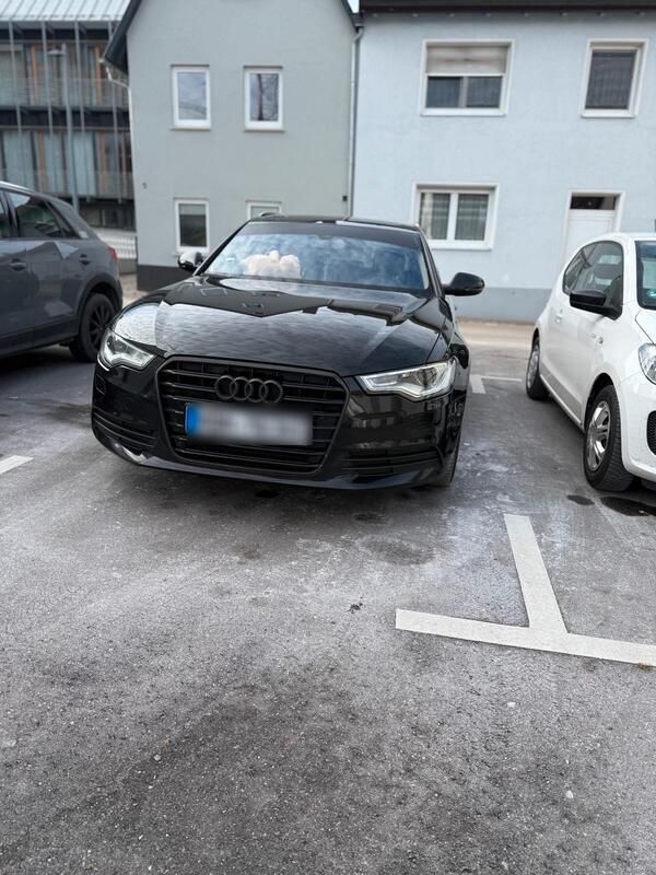 Schwarz Gebraucht 2012 Audi A6 Kombi | 9.300 € (Fairer Preis) - Bild 1/4