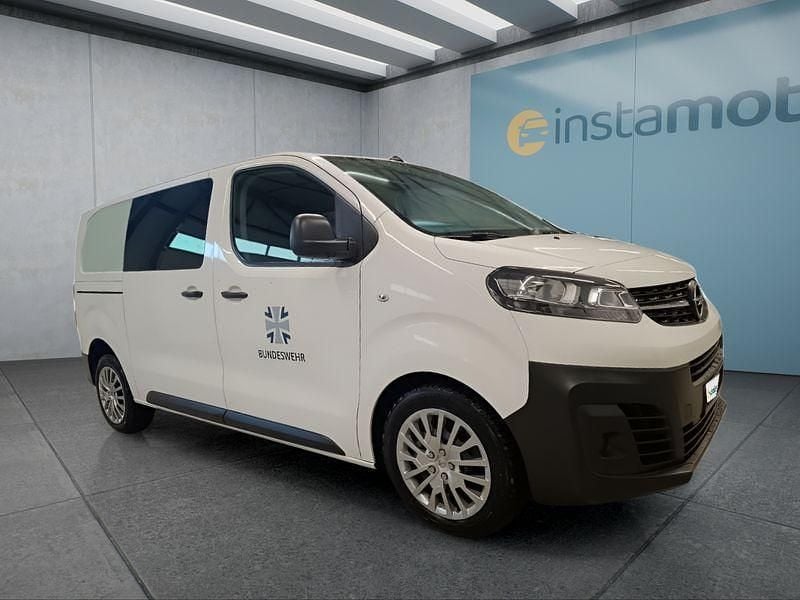 Weiß Gebraucht 2022 Opel Vivaro Van / Kleinbus | 25.049 € (Teuer) - Bild 1/4