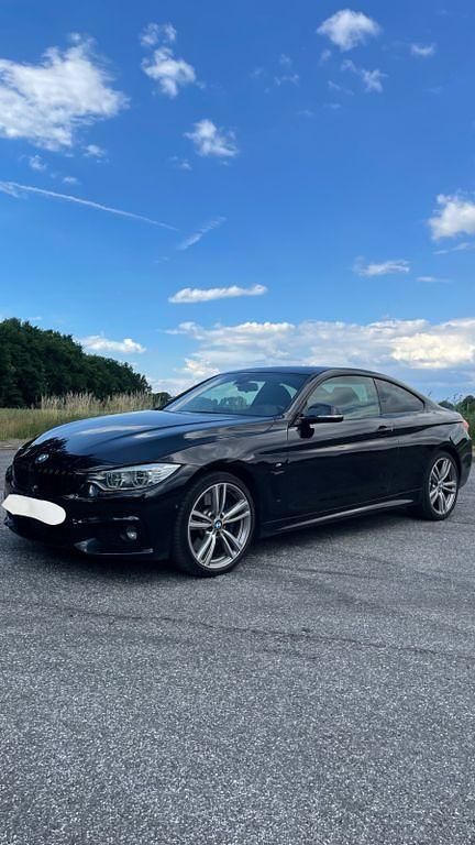 Schwarz Gebraucht 2015 BMW 430 Sport Line Coupé | 17.500 € (Fairer Preis) - Bild 1/4