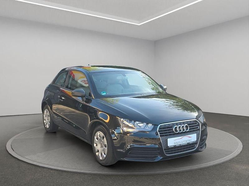 Second-hand Audi A1 Attraction 86 CP (63 kW) 2012 Negru Hatchback