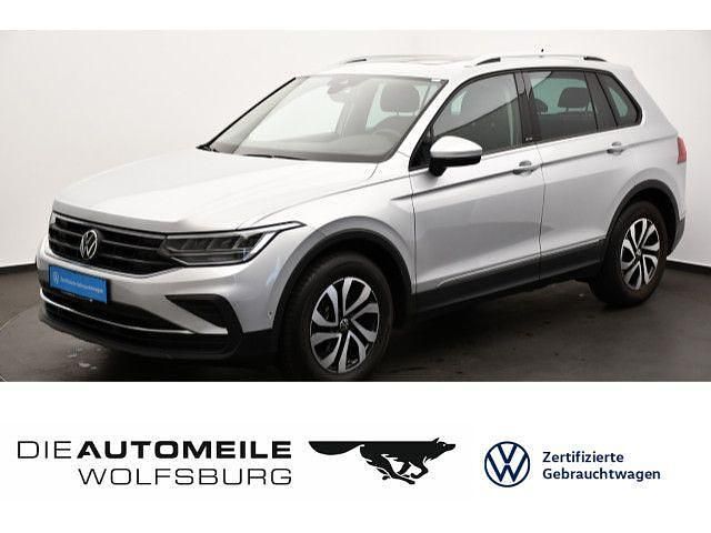 Reflexsilber metallic (metallic) Gebraucht 2022 VW Tiguan Active SUV | 26.850 € (Guter Preis) - Bild 1/4