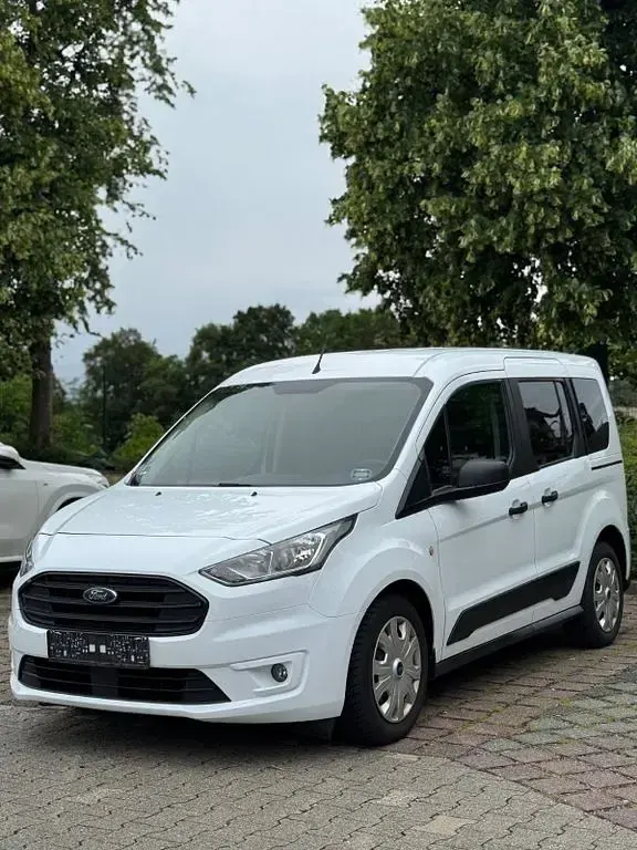 Gebraucht Ford Transit Connect 101 PS (74 kW) 2018 Weiß Van / Kleinbus