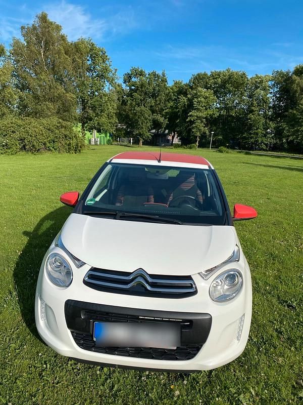 Weiß Gebraucht 2014 Citroën C1 Kleinwagen | 5.990 € (Fairer Preis) - Bild 1/4