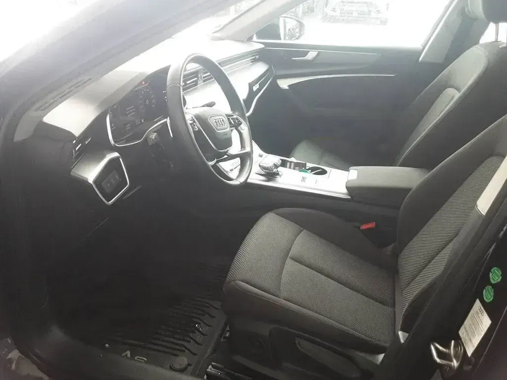 Gebraucht Audi A6 Ambiente 204 PS (150 kW) 2023 Mythosschwarz Kombi
