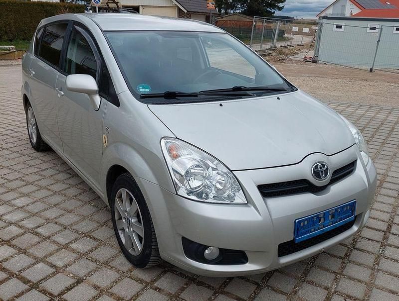 Gebraucht Toyota Corolla Verso Sol 129 PS (94 kW) 2007 Silber Van / Kleinbus