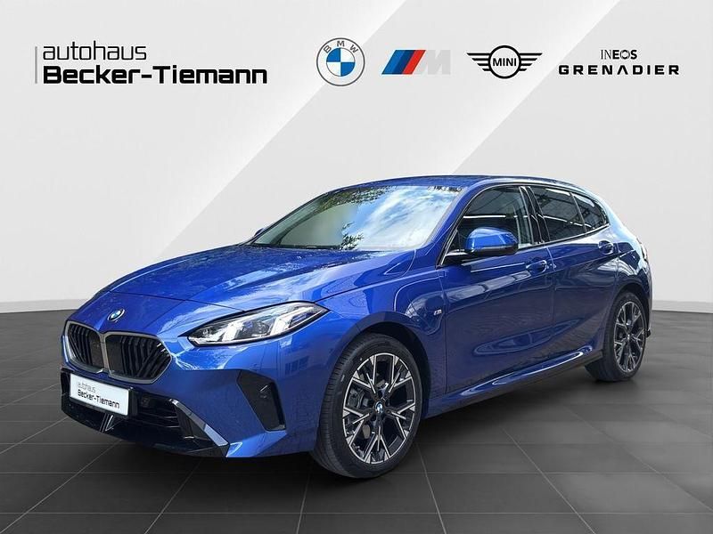 M portimao blau Gebraucht 2025 BMW 120 M Sport Kleinwagen | 32.888 € (Superpreis) - Bild 1/4