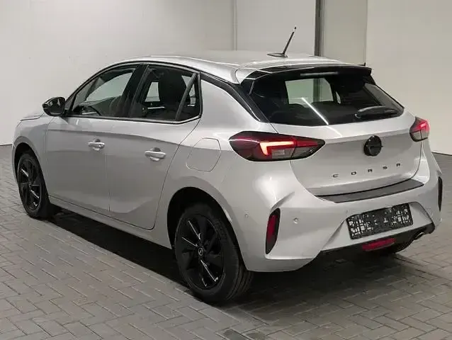 Gebraucht Opel Corsa 101 PS (74 kW) 2025 Konturweissmet. Kleinwagen