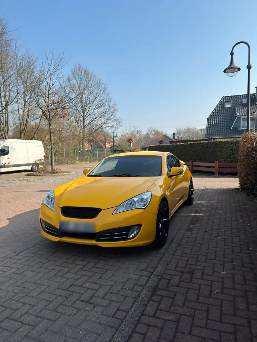 Gebraucht Hyundai Genesis 303 PS (222 kW) 2012 Gelb Coupé
