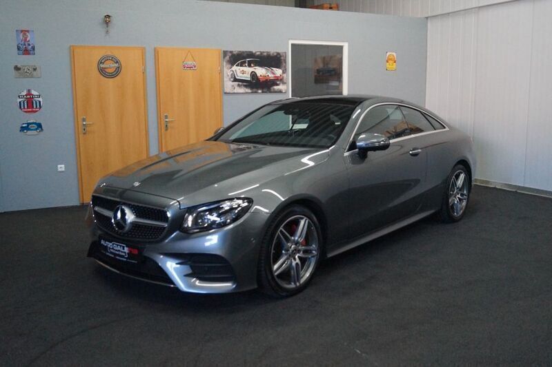 Grau Gebraucht 2018 Mercedes E220 AMG Coupé | 32.499 € (Fairer Preis) - Bild 1/4