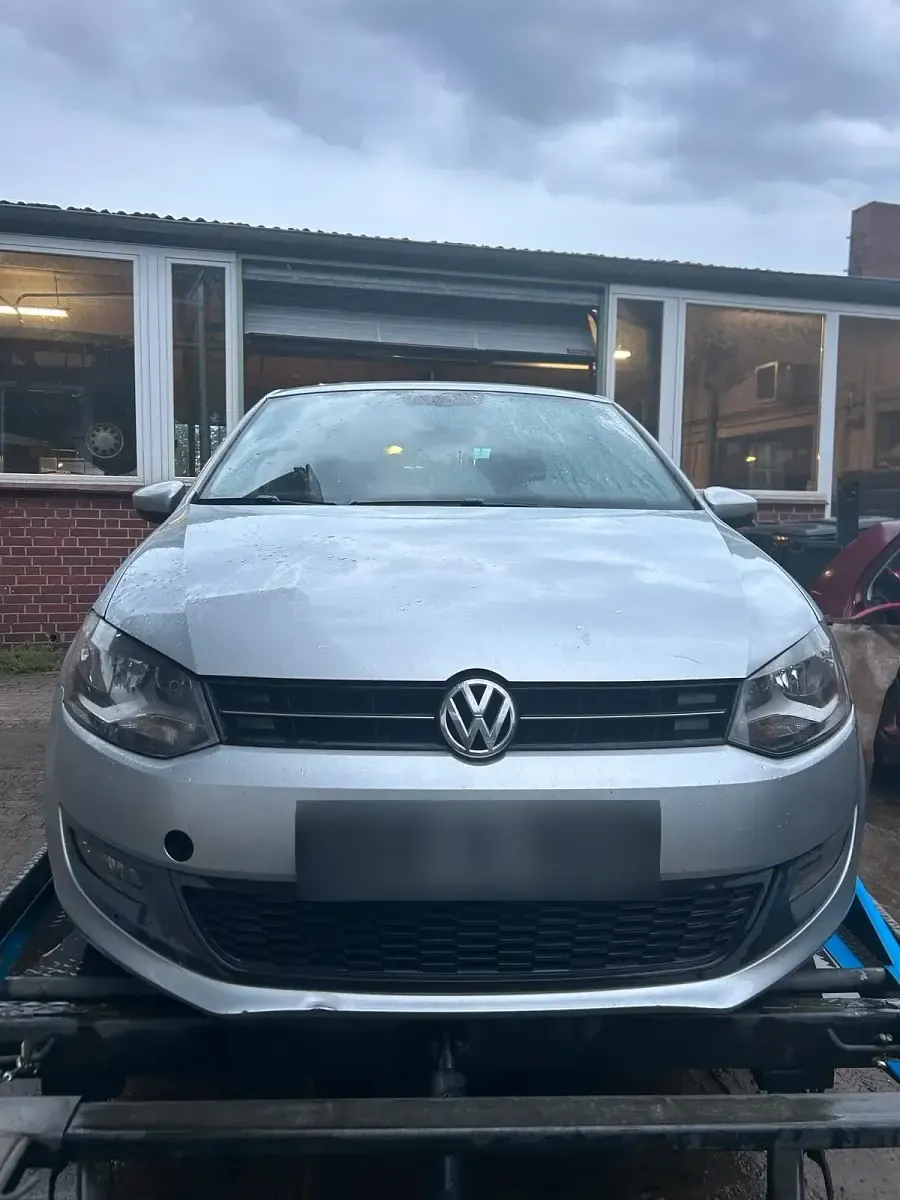 Gebraucht VW Polo Team 65 PS (47 kW) 2010 Silber Kleinwagen