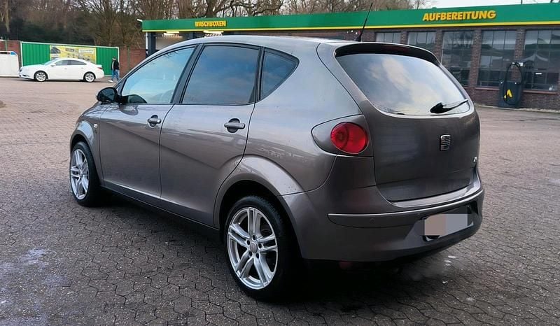 Gebraucht Seat Altea 102 PS (75 kW) 2004 Van / Kleinbus