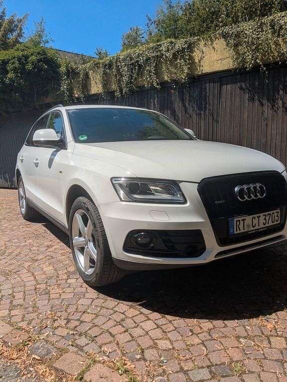 Weiß Gebraucht 2015 Audi Q5 Ambiente SUV | 18.250 € (Fairer Preis) - Bild 1/4