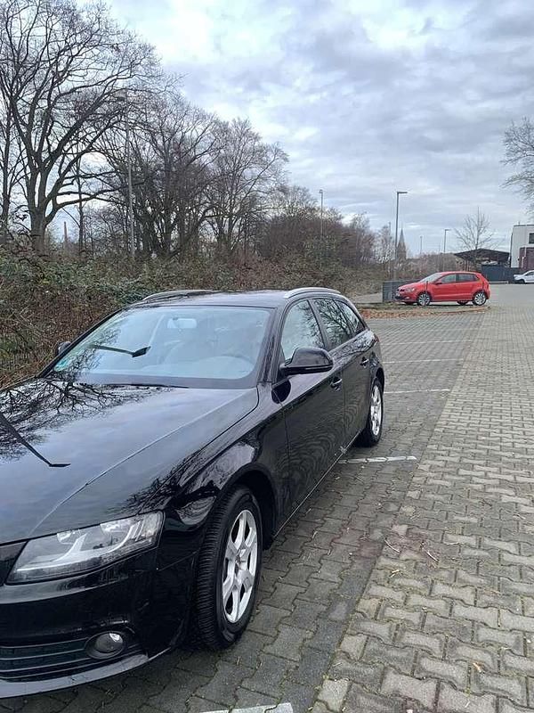 Gebraucht Audi A4 Ambiente 160 PS (117 kW) 2008 Schwarz Kombi