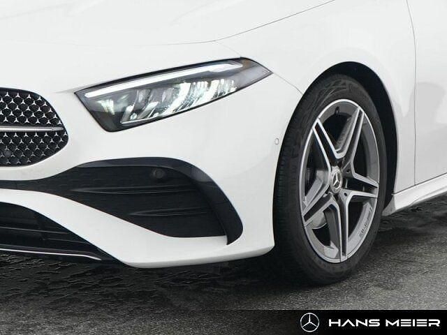 Gebraucht Mercedes A200 Advanced 150 PS (110 kW) 2024 Unilack polarweiß Limousine