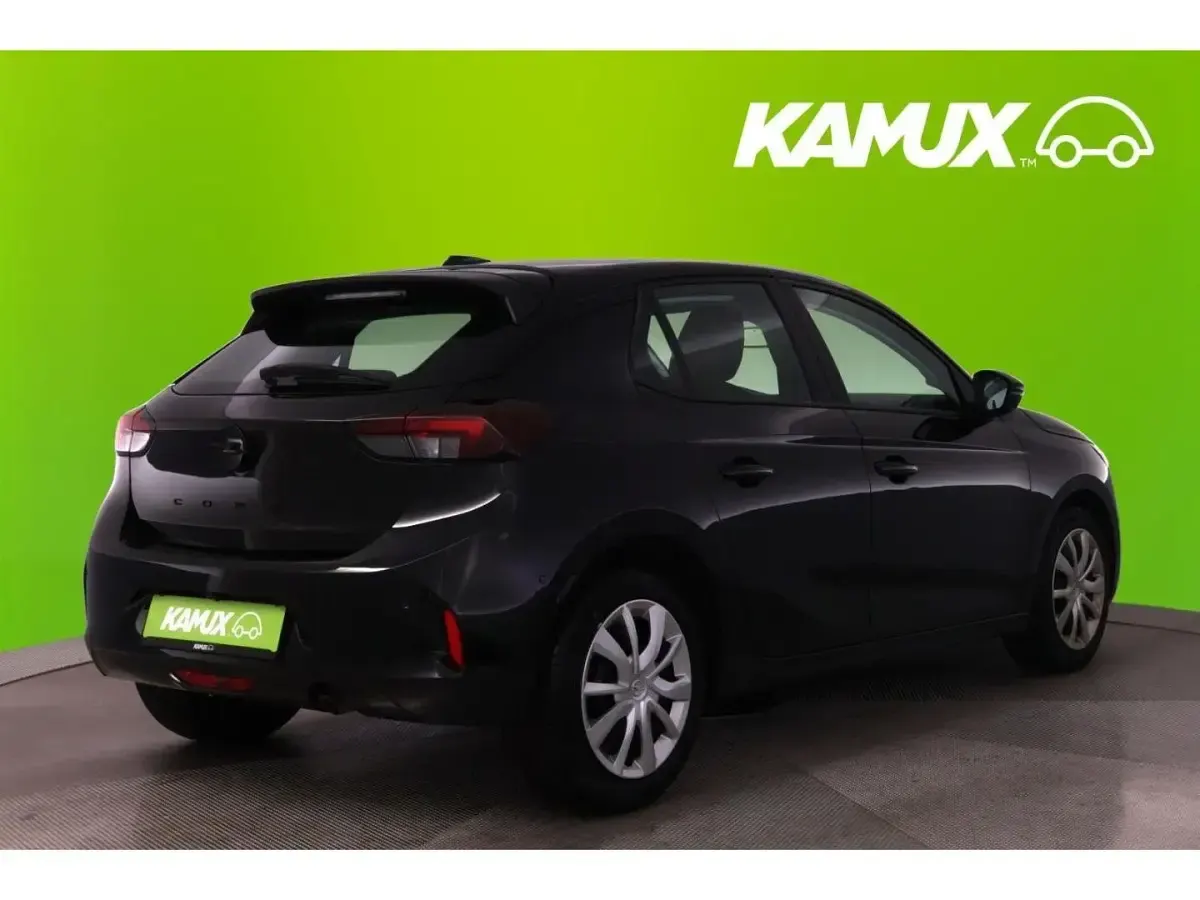 Usado Opel Corsa Edition 101 HP (74 kW) 2025 Preto Citadino