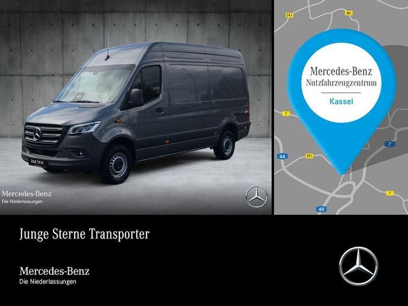 Grau Gebraucht 2024 Mercedes Sprinter Van | 45.791 € (Teuer) - Bild 1/4