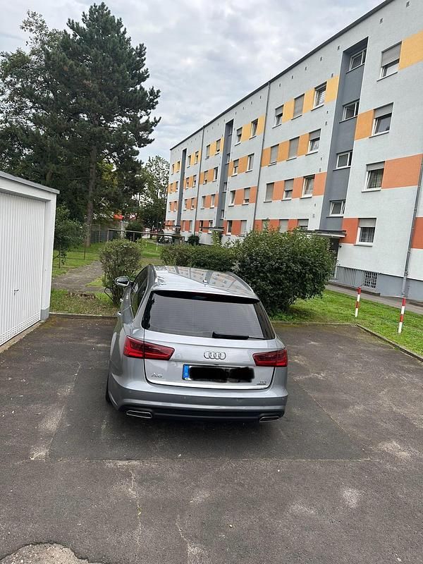 Grau Gebraucht 2018 Audi A6 Kombi | 20.500 € (Superpreis) - Bild 1/4