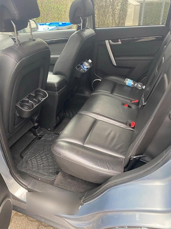 Gebraucht Chevrolet Captiva 183 PS (134 kW) 2012 Grau SUV