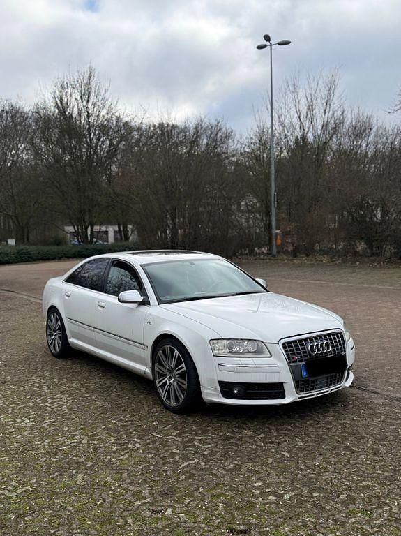 Gebraucht Audi S8 Ambiente 450 PS (330 kW) 2007 Weiß Limousine