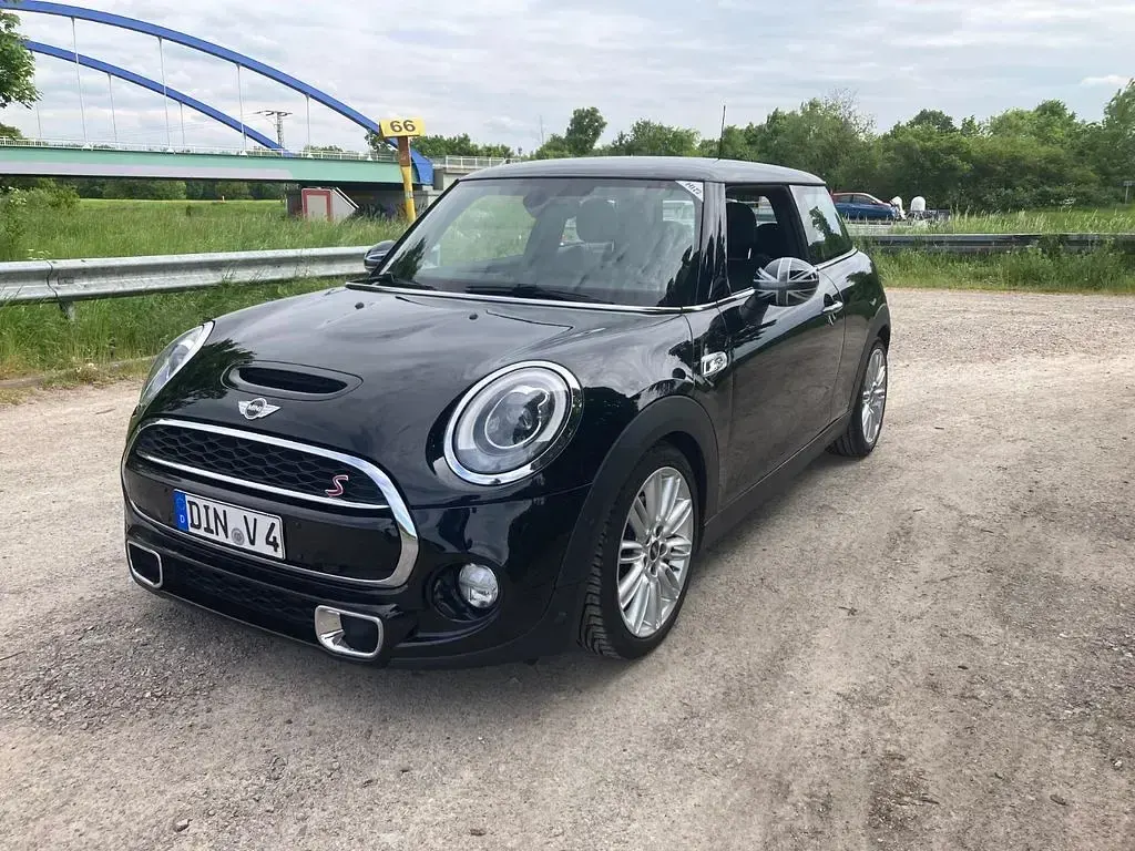 Gebraucht Mini Cooper S 192 PS (141 kW) 2014 Schwarz Kleinwagen