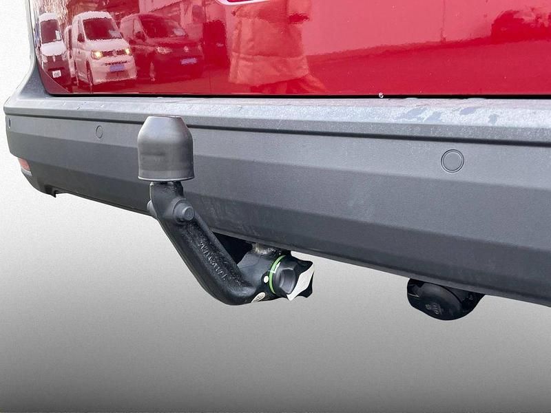 Gebraucht VW Caddy Basis 102 PS (75 kW) 2025 Fortanarot metallic Van / Kleinbus