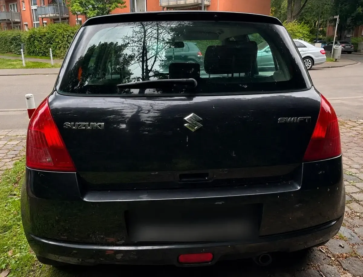 Gebraucht Suzuki Swift 92 PS (67 kW) 2006 Schwarz Kleinwagen