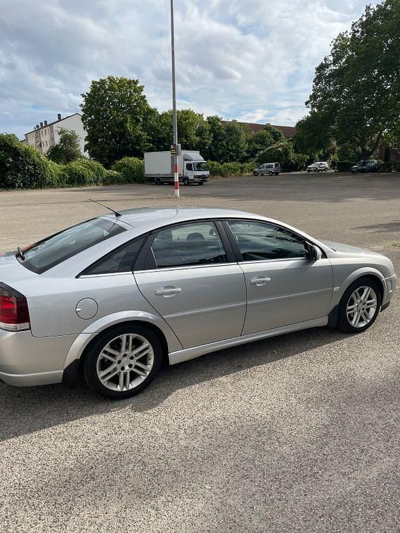 Gebraucht Opel Vectra GTS 125 PS (91 kW) 2003 Silber Limousine