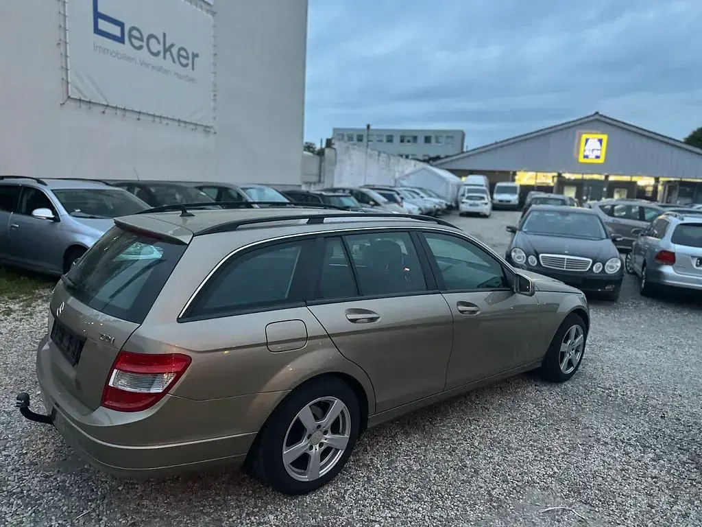 Gebraucht Mercedes C200 136 PS (100 kW) 2009 Beige Kombi