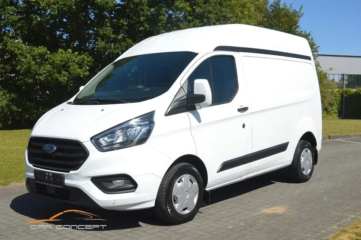 Gebraucht Ford Transit Custom 131 PS (96 kW) 2021 Weiß Van / Kleinbus