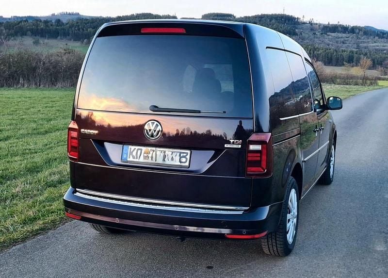Usata VW Caddy 150 CV (110 kW) 2016 Marrone Monovolume