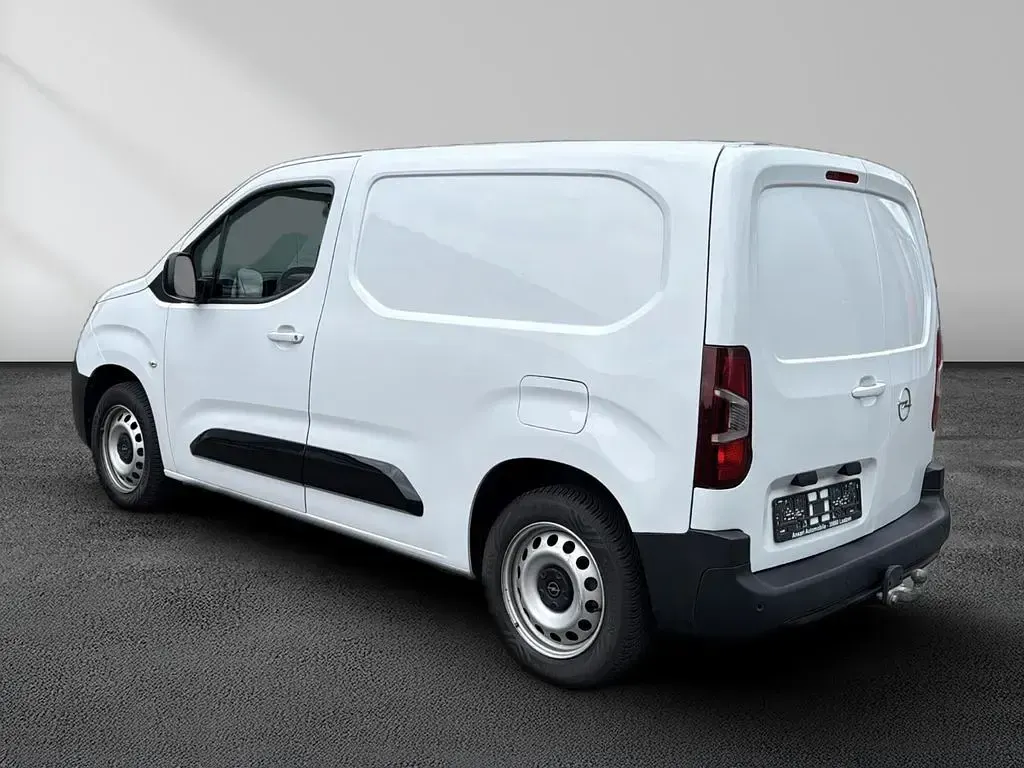 Occasion Opel Combo 102 ch (75 kW) 2024 Blanc Monospace
