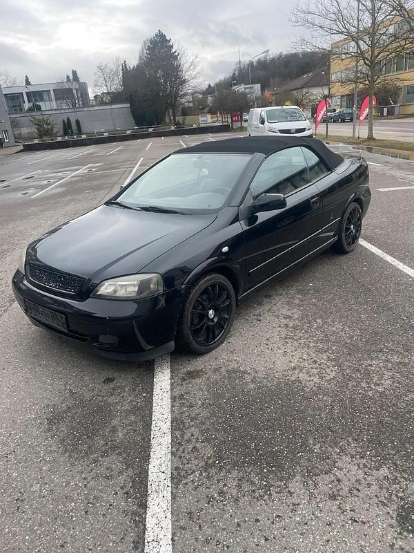 Gebraucht Opel Astra Cabriolet 100 PS (73 kW) 2001 Schwarz Cabrio
