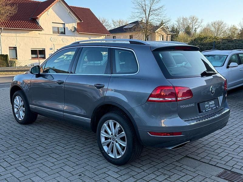 Gebraucht VW Touareg 245 PS (180 kW) 2012 Grau SUV