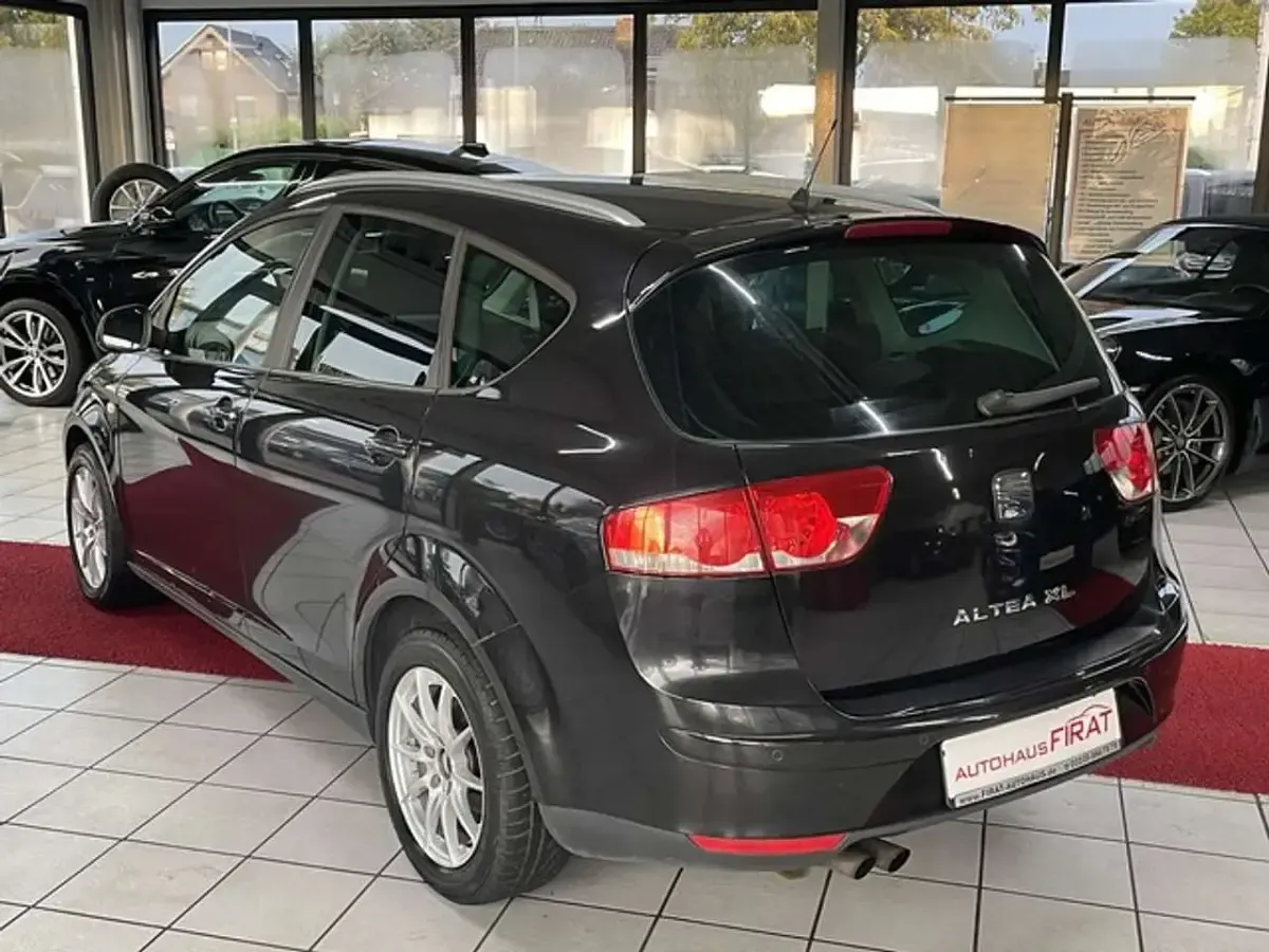 Second-hand Seat Altea 170 CP (125 kW) 2007 Negru Monovolum