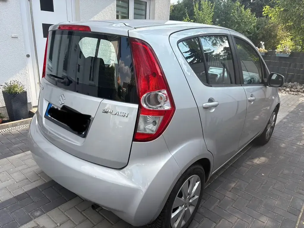Gebraucht Suzuki Splash Comfort 86 PS (63 kW) 2009 Silber Kleinwagen