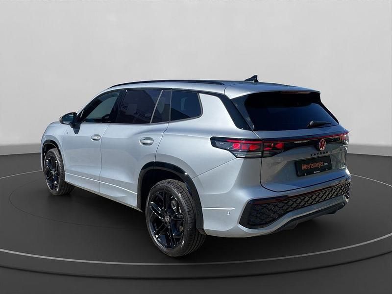 Neu VW Tayron R-line 150 PS (110 kW) 2025 Silber SUV