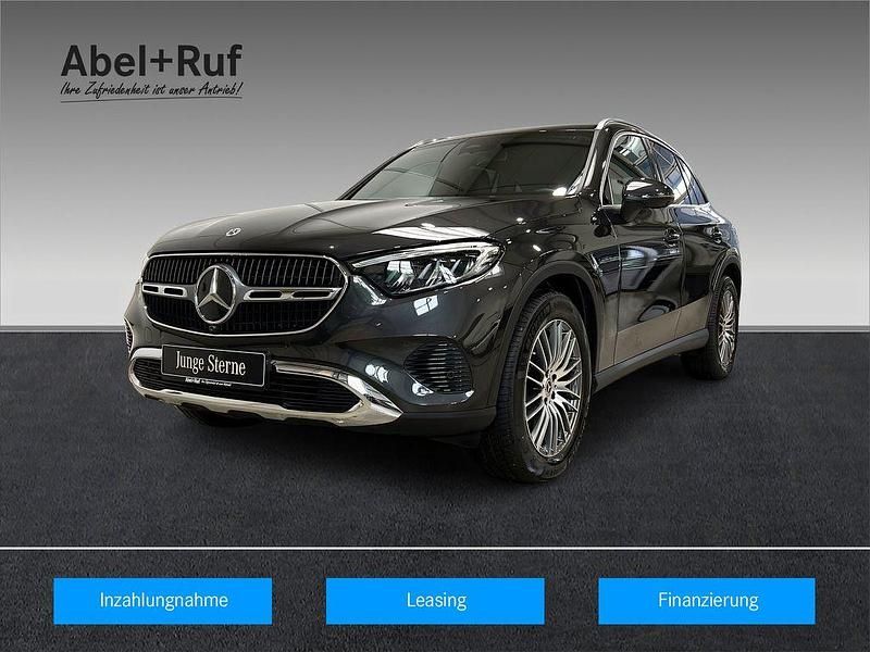 Lack graphitgrau (metallic) Gebraucht 2024 Mercedes GLC200 Avantgarde SUV | 49.789 € (Fairer Preis) - Bild 1/4