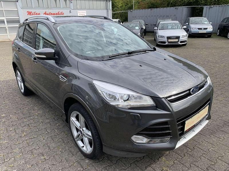Magnetic grau Gebraucht 2015 Ford Kuga Individual SUV | 12.950 € (Guter Preis) - Bild 1/4