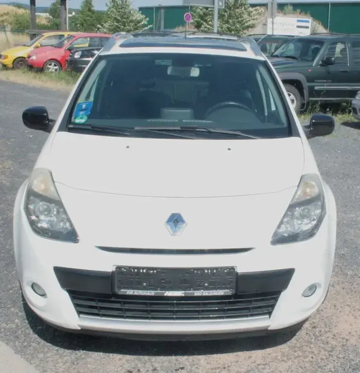 Gebraucht Renault Clio Night&Day 103 PS (75 kW) 2011 Weiß Limousine