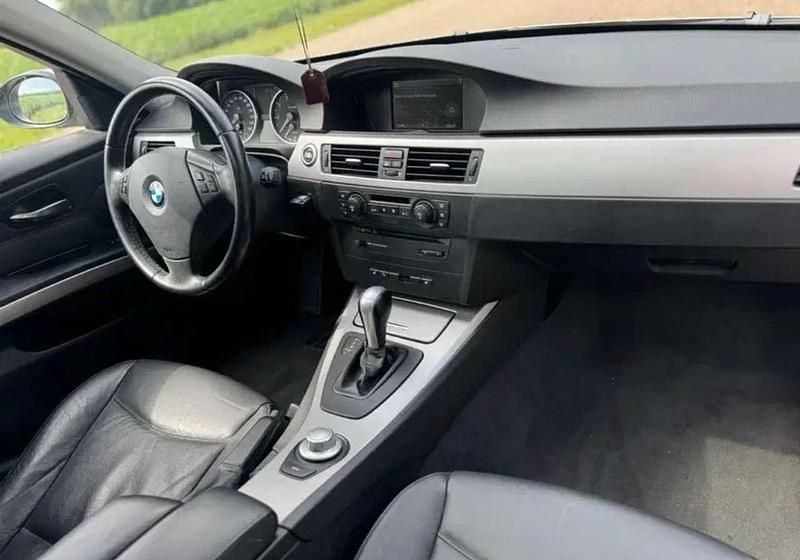 Gebraucht BMW 320 150 PS (110 kW) 2007 Limousine