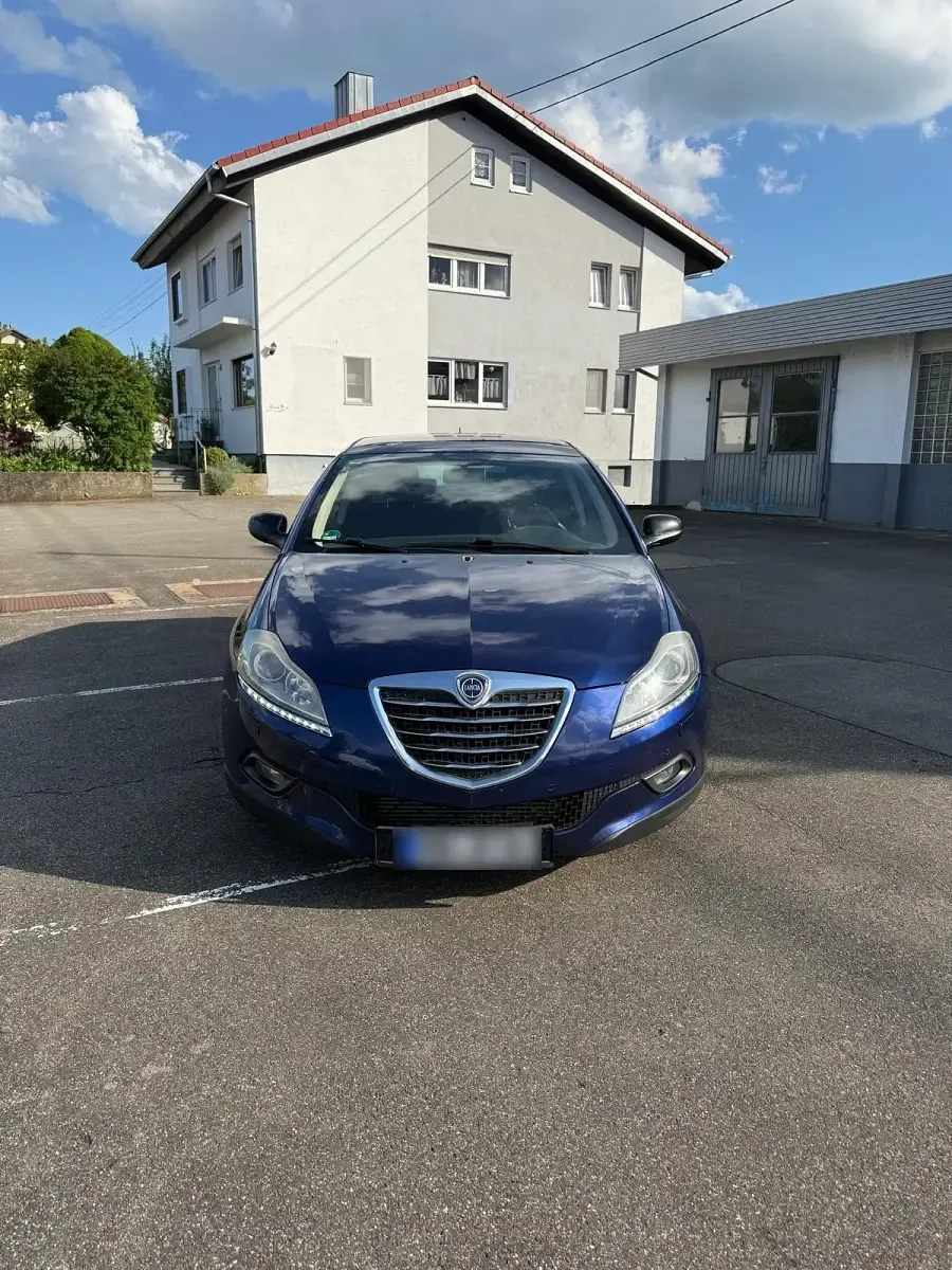 Gebraucht Lancia Delta 190 PS (139 kW) 2011 Blau Kleinwagen
