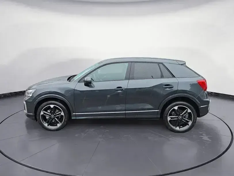 Gebraucht Audi Q2 Advanced Plus 116 PS (85 kW) 2025 Grau SUV