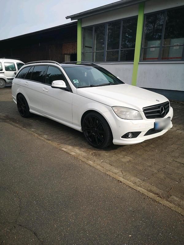 Gebraucht Mercedes 350 272 PS (200 kW) 2009 Kombi