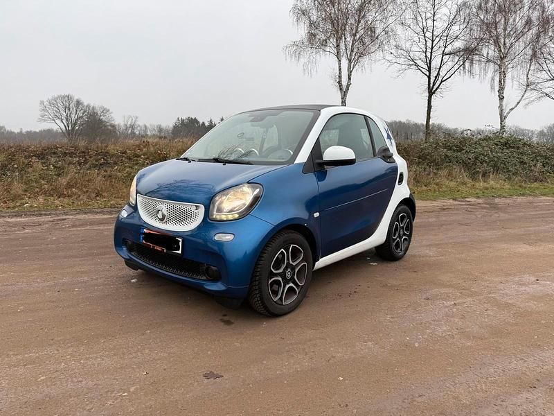 Blau Gebraucht 2014 Smart ForTwo Coupé Passion Coupé | 6.000 € (Etwas zu teuer) - Bild 1/4