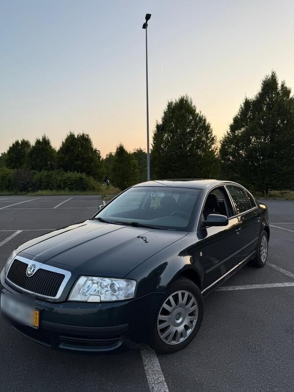 Gebraucht 2005 Skoda Superb Limousine | 2.000 € - Bild 1/4