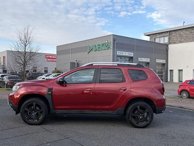 Gebraucht Dacia Duster Celebration 101 PS (74 kW) 2021 Rot SUV